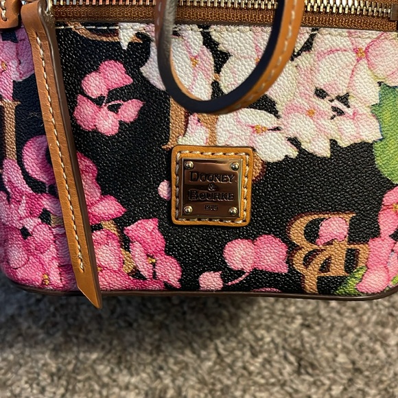 BRAND NEW, Dooney & Burke Drawstring Purse - Picture 3 of 6